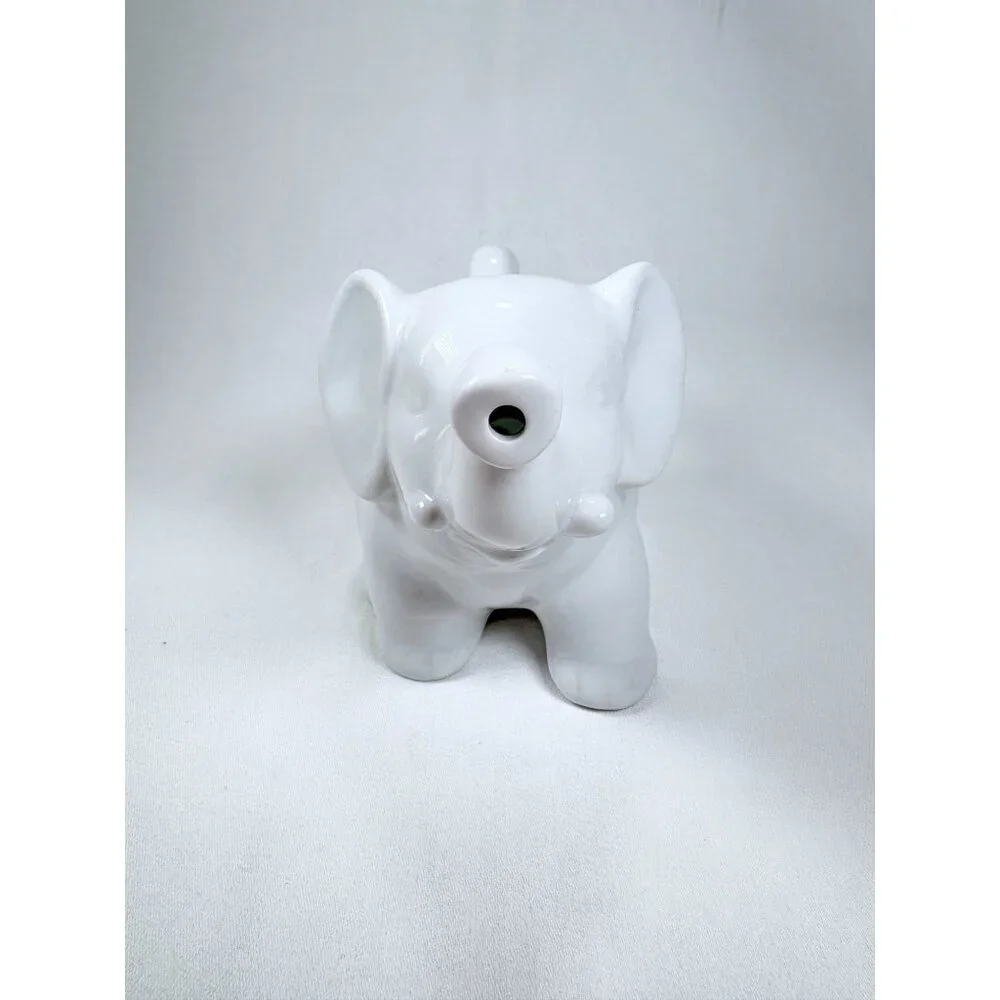 HIC Kitchen Elephant Trunk Up 9 Ounce Gloss‎ White Porcelain Creamer w/ Handle